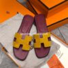 Sandalias Hermes - Oran Amarillo y púrpura