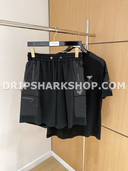 Conjunto corto Pradaa