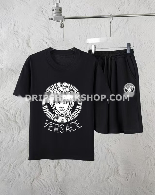 Conjunto corto Versace