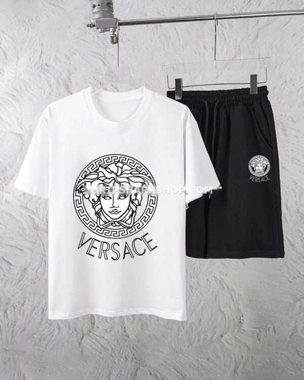 Conjunto corto Versace