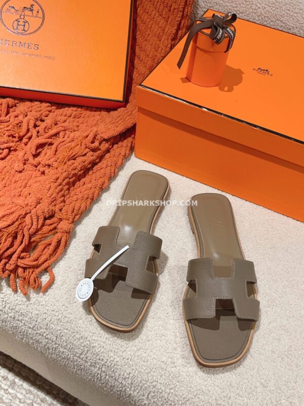 Sandalias Hermes - Oran Gris pardo