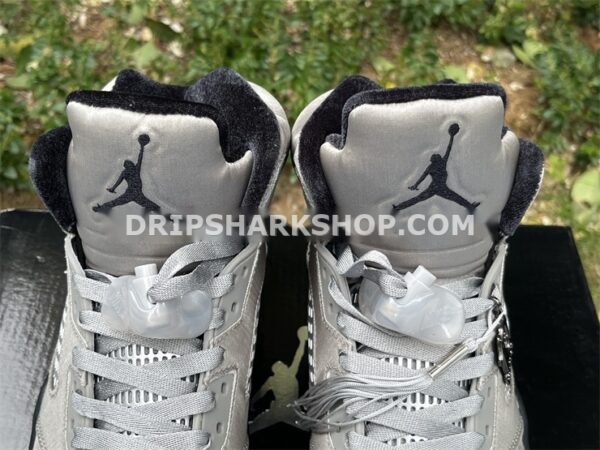 JORDAN RETRO 5 ‘gris wings”