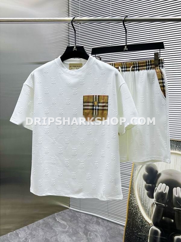 Conjunto corto Burberry