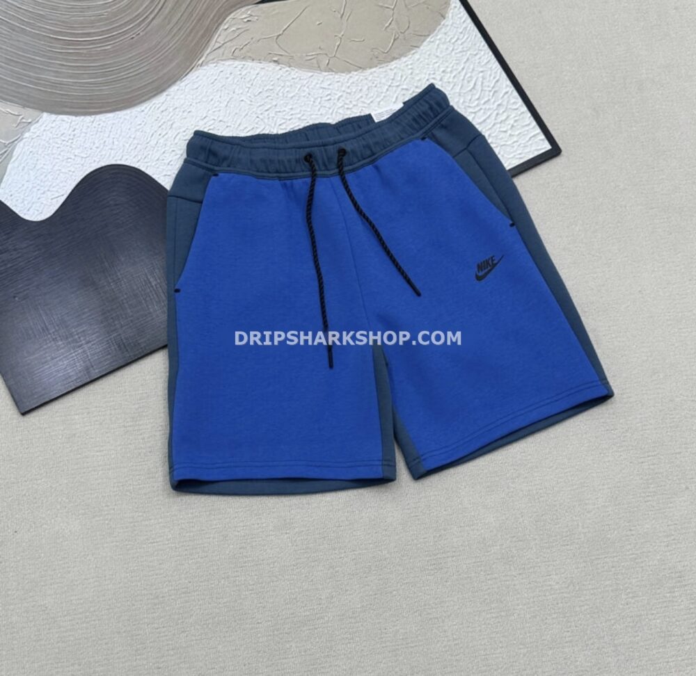 Nike TECH SHORTS