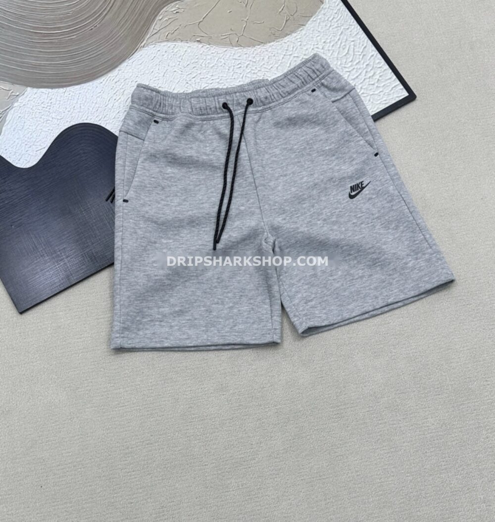 Nike TECH SHORTS