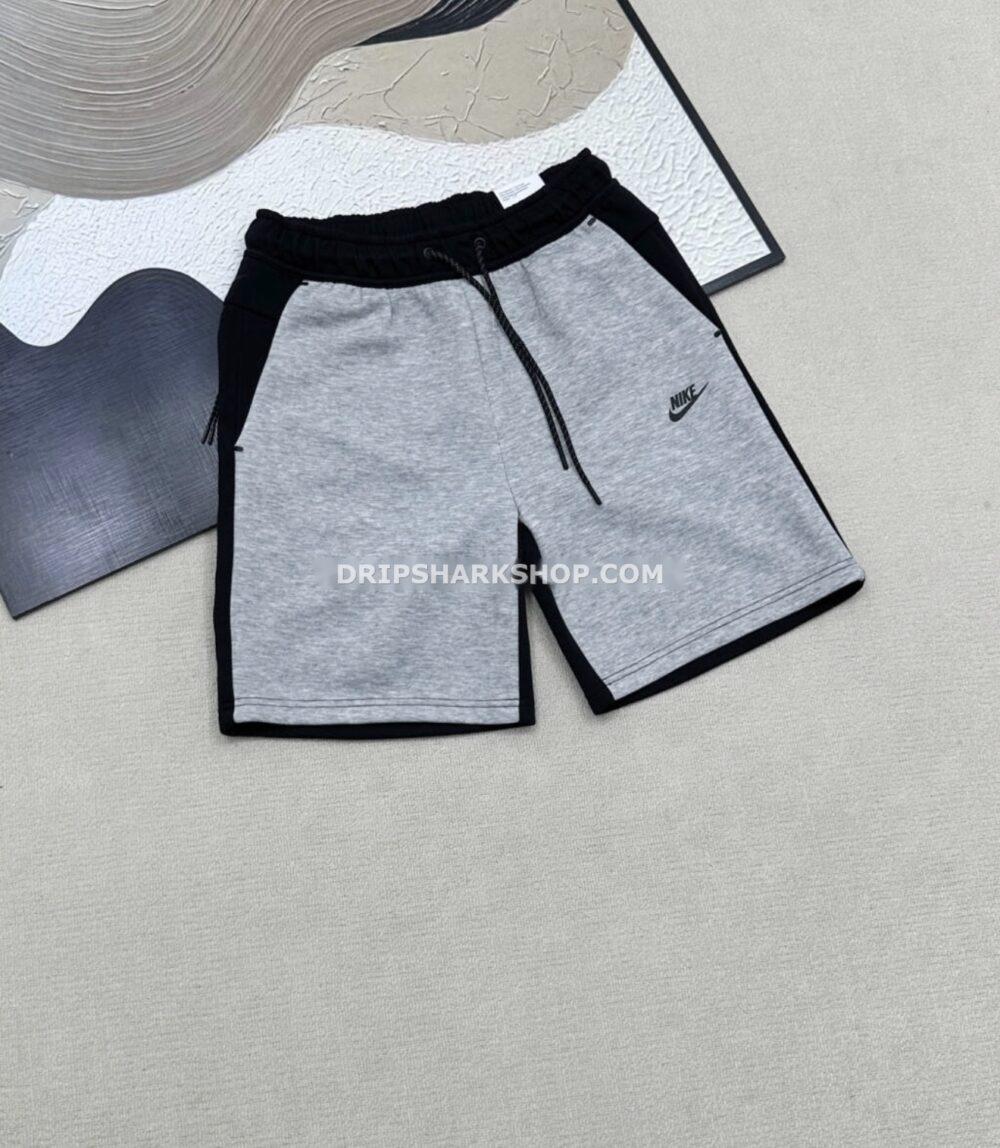 Nike TECH SHORTS