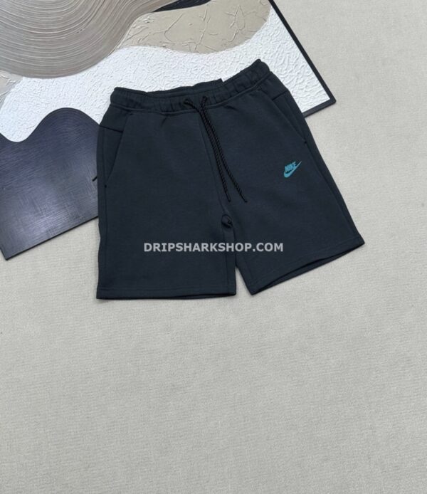 Nike TECH SHORTS
