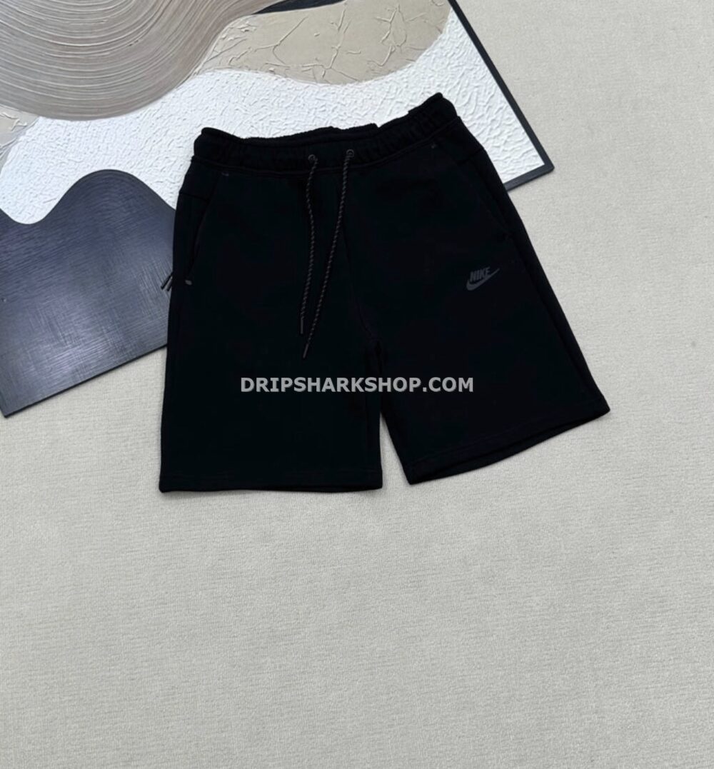 Nike TECH SHORTS