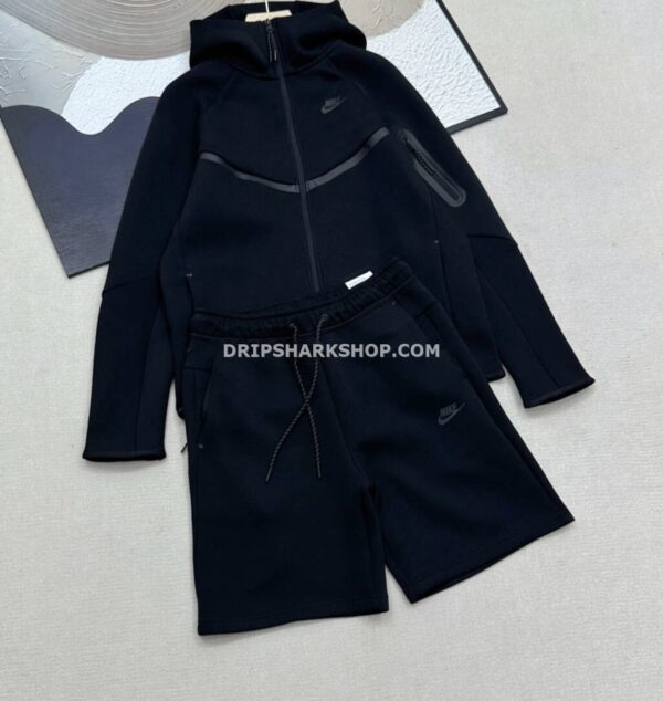 Conjunto corto Nike Tech