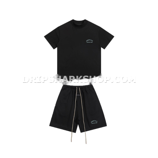 Conjunto corto Essentials