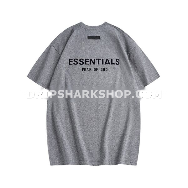 Conjunto corto Essentials
