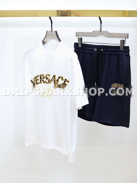 Conjunto corto Versace