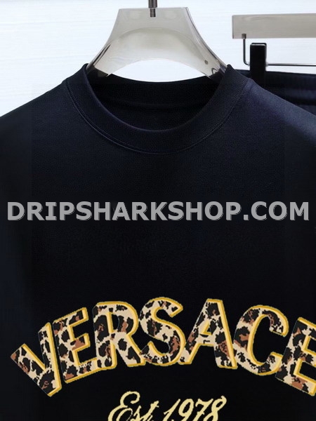 Conjunto corto Versace
