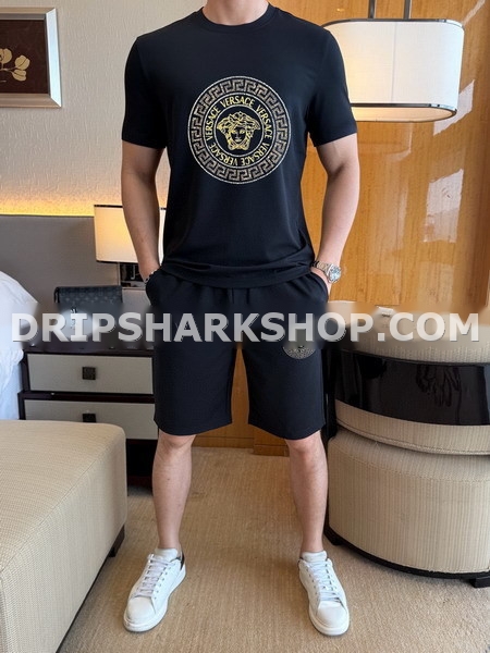 Conjunto corto Versace