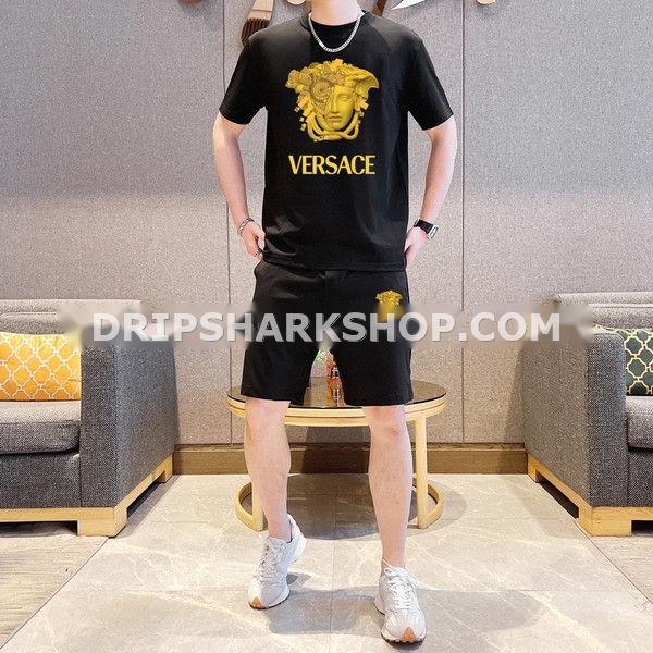 Conjunto corto Versace