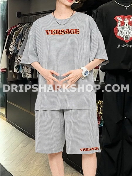 Conjunto corto Versace