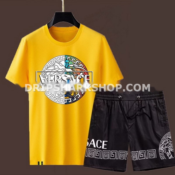 Conjunto corto Versace