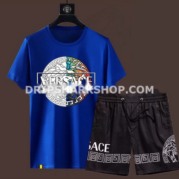 Conjunto corto Versace