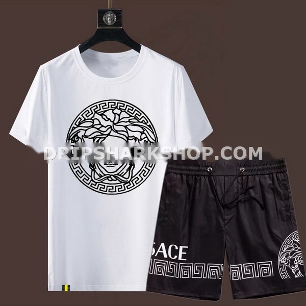 Conjunto corto Versace