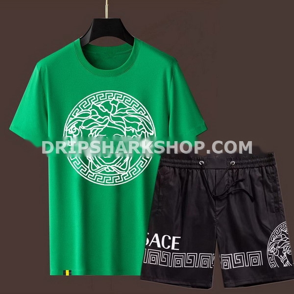 Conjunto corto Versace