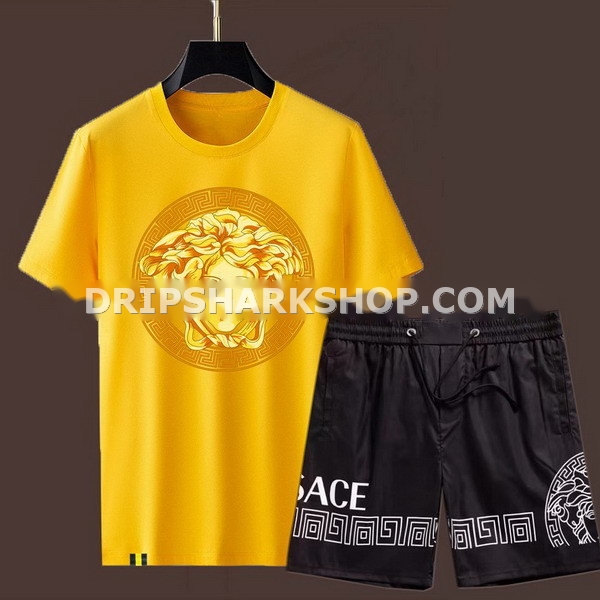 Conjunto corto Versace