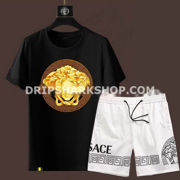 Conjunto corto Versace
