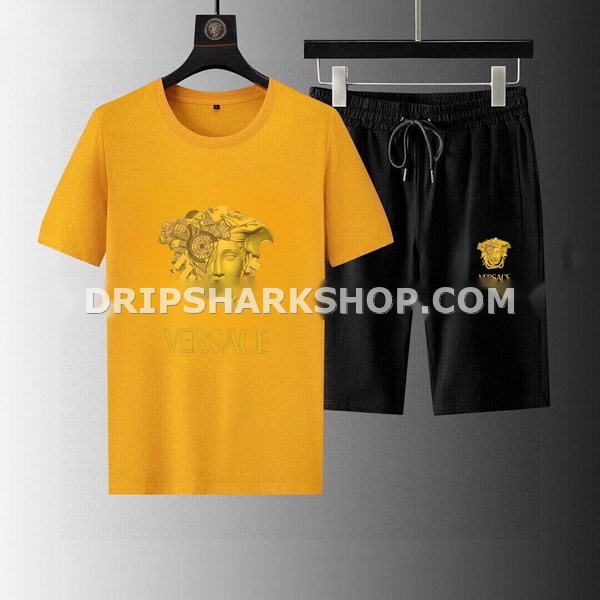 Conjunto corto Versace
