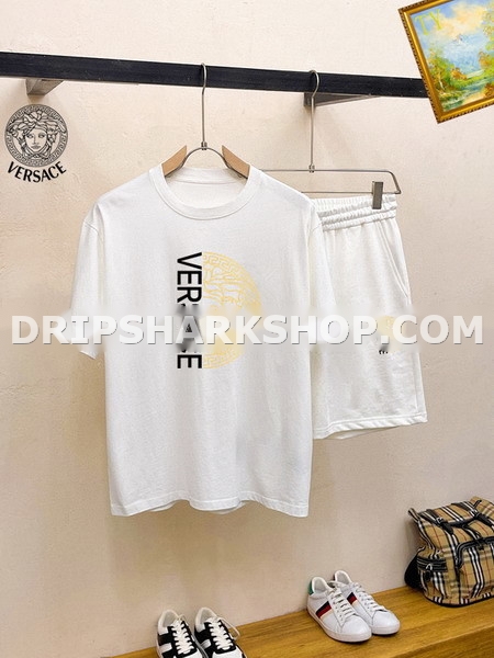 Conjunto corto Versace