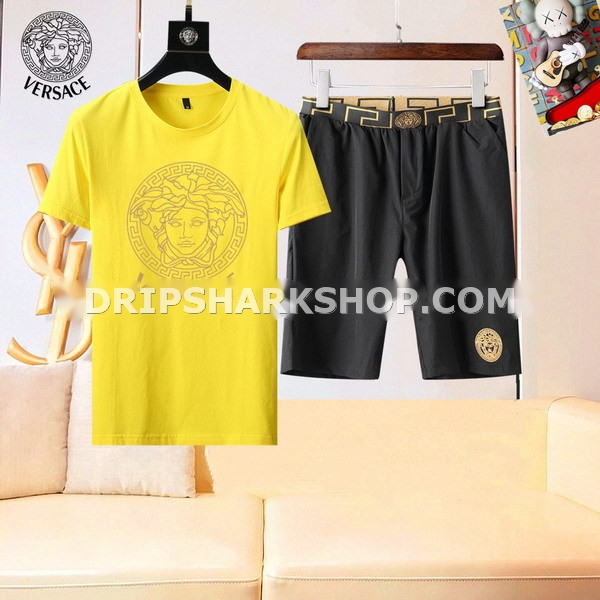 Conjunto corto Versace