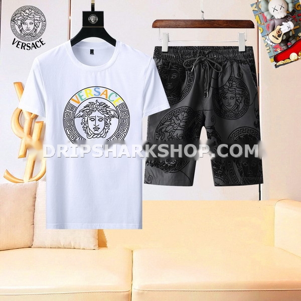 Conjunto corto Versace