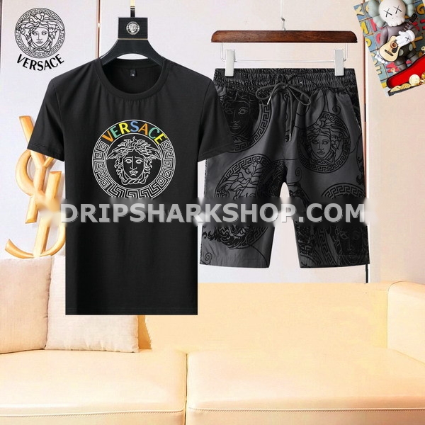 Conjunto corto Versace