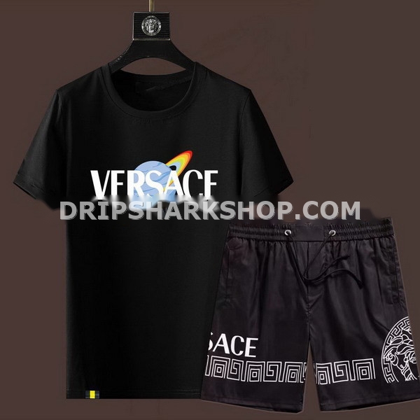 Conjunto corto Versace