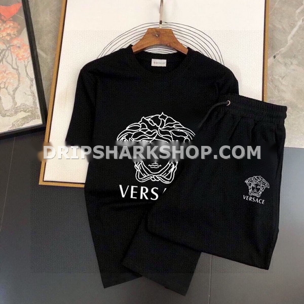 Conjunto corto Versace