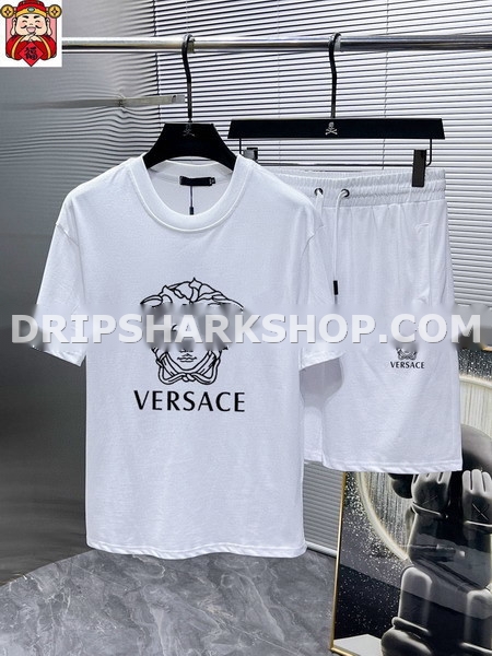 Conjunto corto Versace