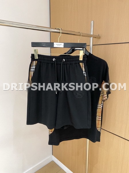 Conjunto corto Burberry