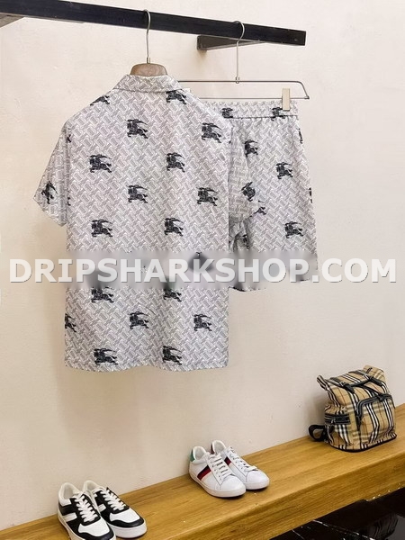 Conjunto corto Burberry
