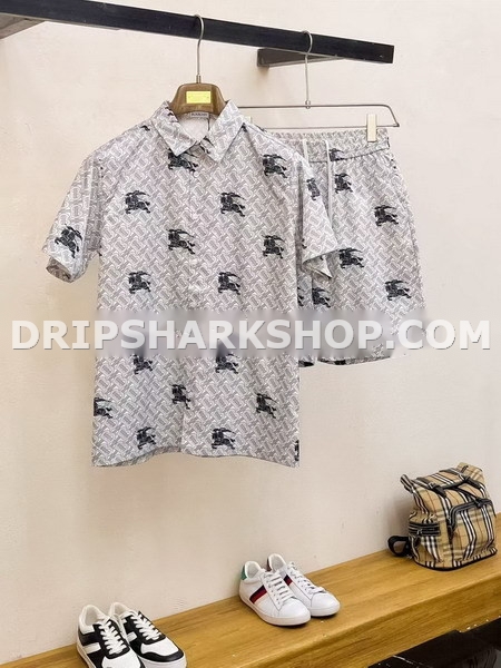 Conjunto corto Burberry