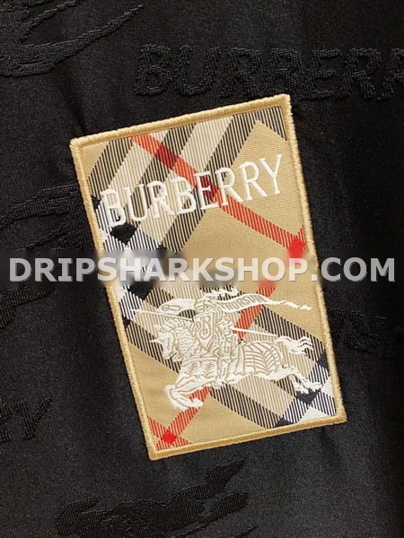 Conjunto corto Burberry