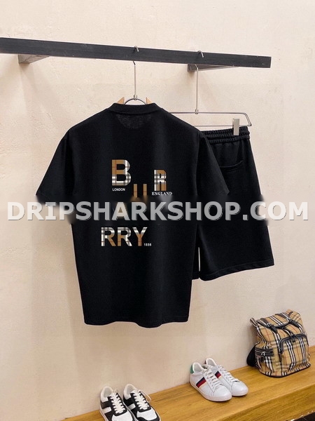 Conjunto corto Burberry