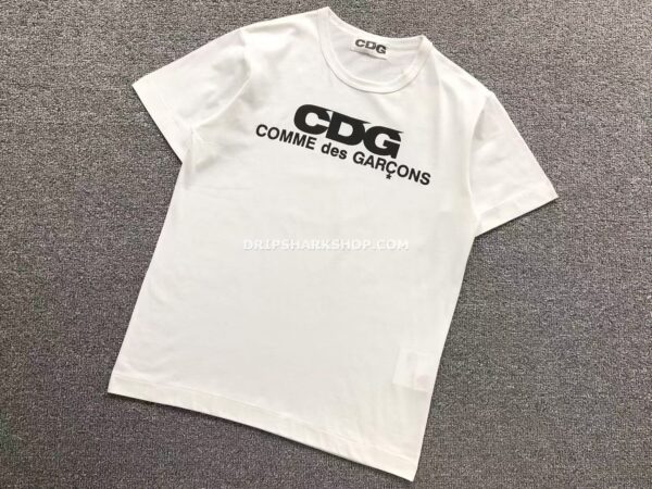 T-SHIRT CDG