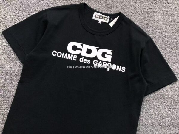 T-SHIRT CDG