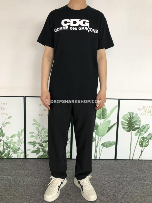 T-SHIRT CDG