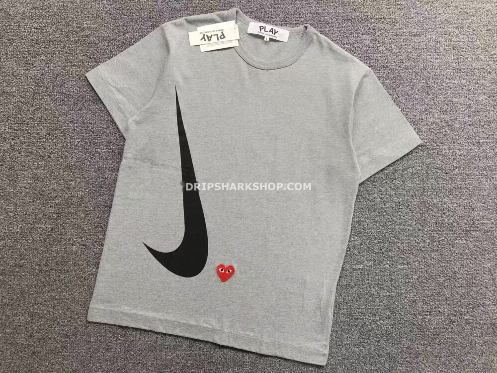 T-SHIRT CDG