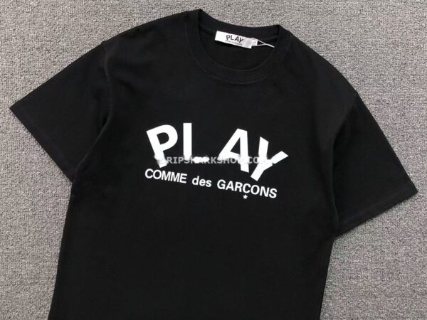 T-SHIRT CDG