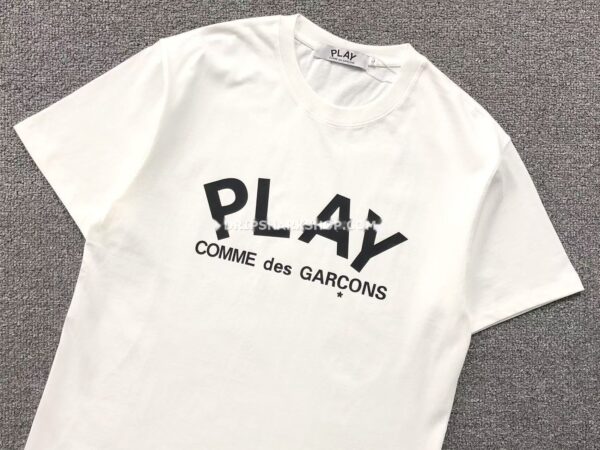 T-SHIRT CDG