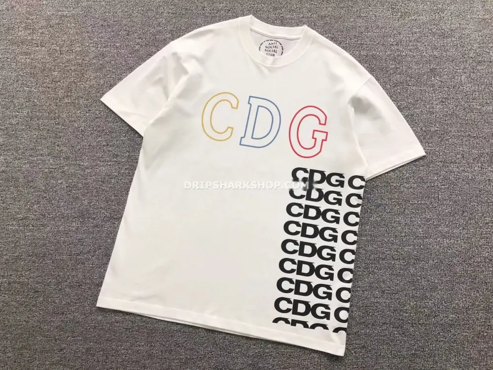 T-SHIRT CDG