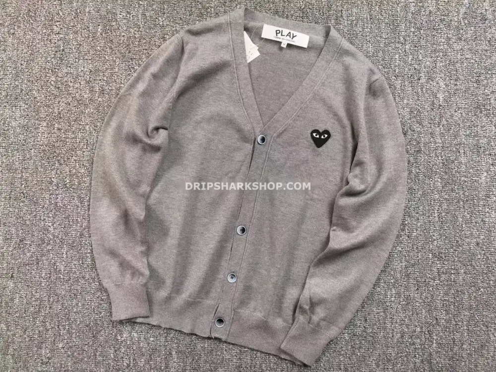 img_230956_1 CDG Sweater