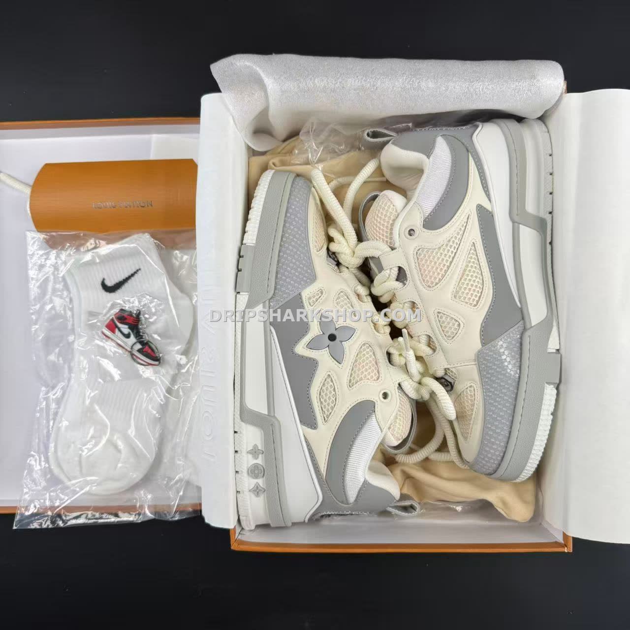 Skate Sneaker Grey and White - Imagen 5
