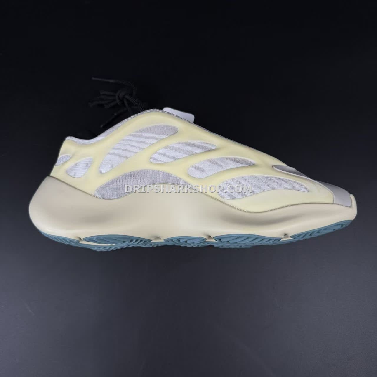 YEEZY 700 V3 Safflower - Imagen 6