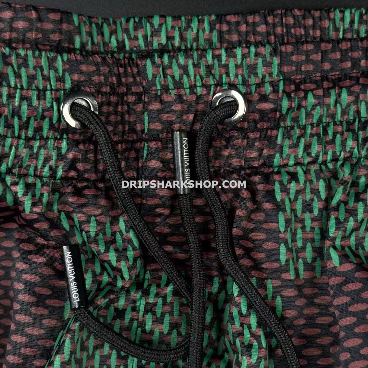 LV Shorts - Imagen 4